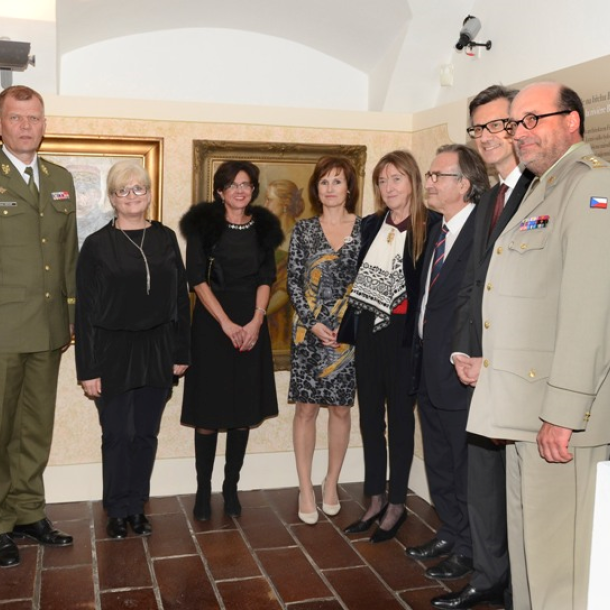 Vzácní hosté na výstavě v Galerii/Kabinetu; Foto: SMR – A. Hůlka Vzácní hosté na výstavě v Galerii/Kabinetu; Foto: SMR – A. Hůlka